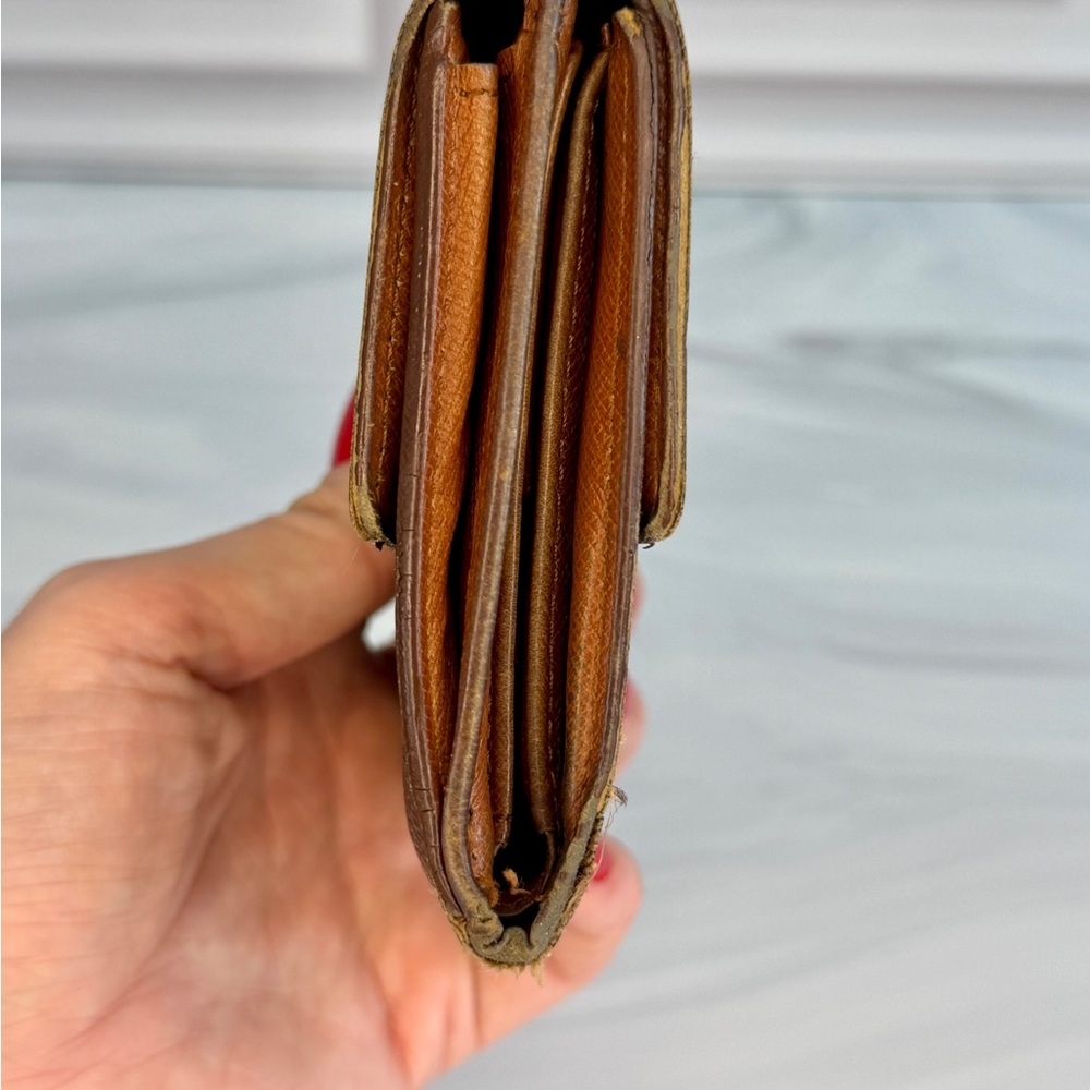Louis Vuitton Monogram Elise Wallet | Authentic | Project Piece - Picture 4 of 10